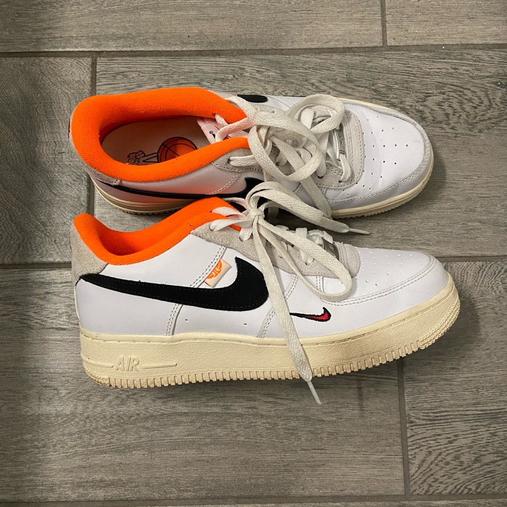 Nike shoes